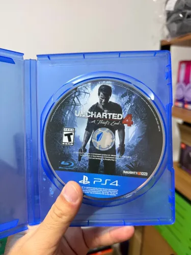 Uncharted 4 - sem encarte