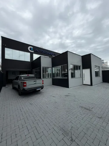 Casa Comercial no Kobrasol 300 metros2