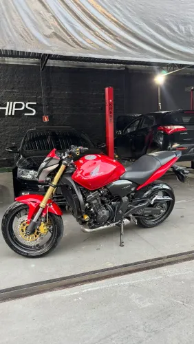 Hornet 600 impecável
