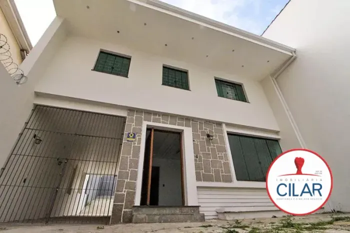 Imobiliária Cilar Aluga Casa 05 Salas no Centro com 220m², Ref. 06689.002-CILAR