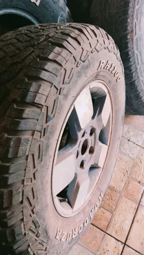 rodas de 16 da s10  5x120 tá só o file