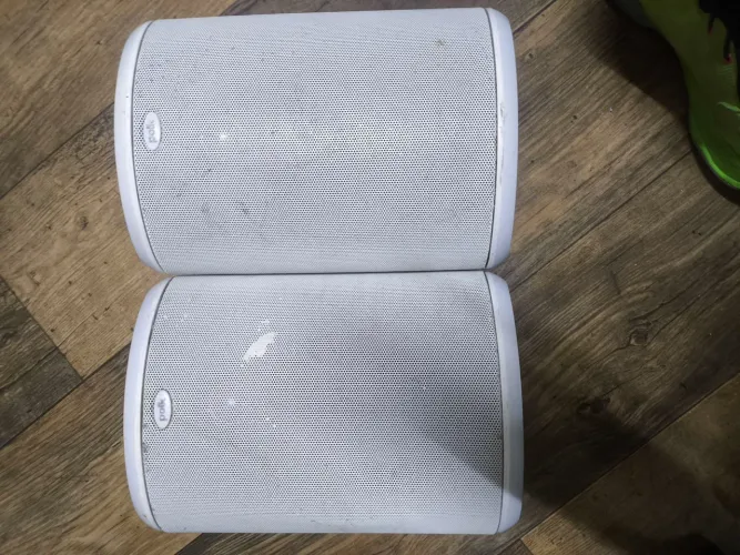 Vendo Par Caixa de Som Polkaudio Atrium 55 caixa aprova d'água excelente Som 
