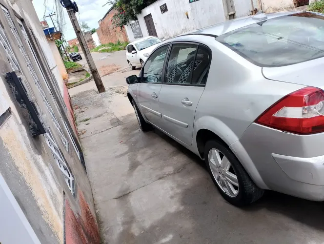 Renault Megane Sedan Dynamique Hi-flex 1.6 16V 2007