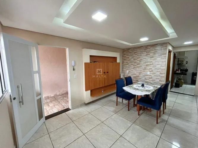 Casa com 3 quartos para locação no bairro Betânia
