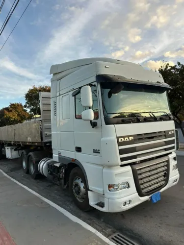DAF XF-105-460 6X2
