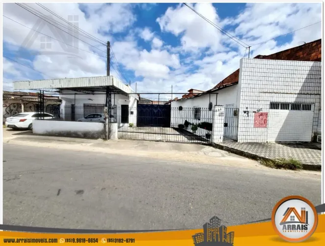 Terreno com Imóveis a Venda no Bairro Parangaba