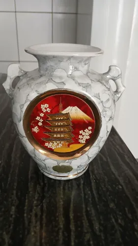 Lindo vaso  estilo japonês  