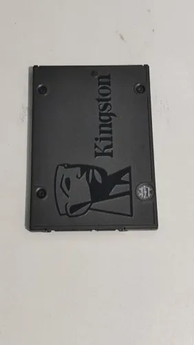 SSD Kingston 240gb 92% de saúde.