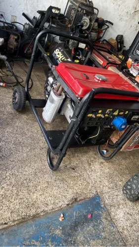 Gerador Honda 15 kVA 