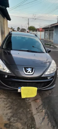 Peugeot 207 SW XR 1.4 Flex 8V 5P 2013