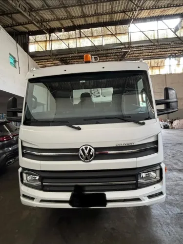 CAMINHÃO VOLKS 11.180