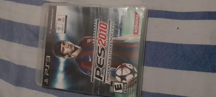 Pés 2010 + 01 jogo brinde 2k9