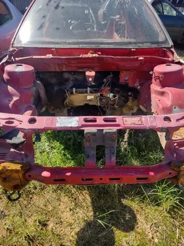 Carcaça  Imp/Ford/Mondeo C/teto 1995/98.  Baixada Detran.