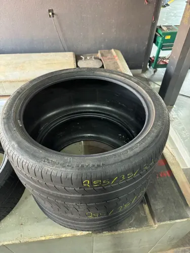 Pneu 295/35/21 Michelin
