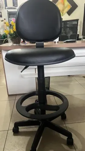 Cadeira Caixa executiva com volante móvel