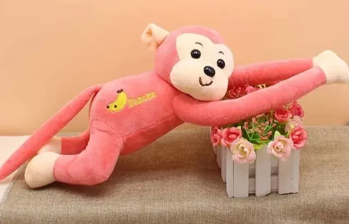 Macaco de pelúcia 