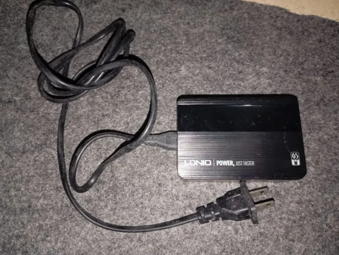 Carregador de Parede Lonio 65W
