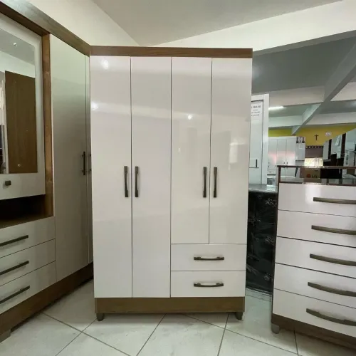 Guarda Roupa solteiro