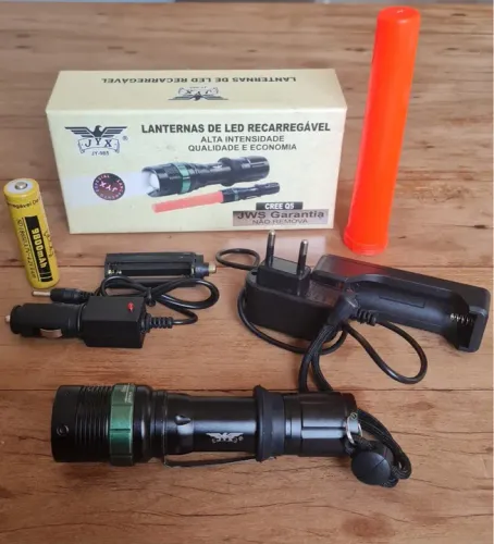 Lanterna de led recarregavel
