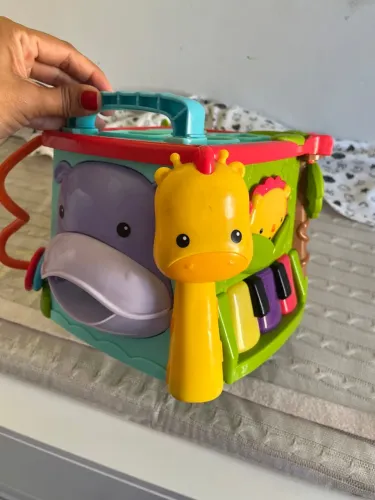 Caixa de atividades Fisher price