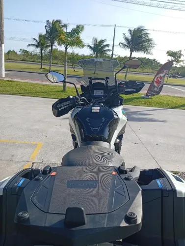 Vendo Kawasaki 650 2025 6000km 