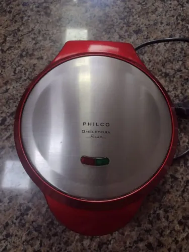 Omeleteira Philco Retro vermelha , pouco usada, muito conservada..