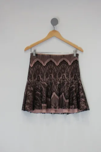 saia c&a feminina rosa com peplum e renda