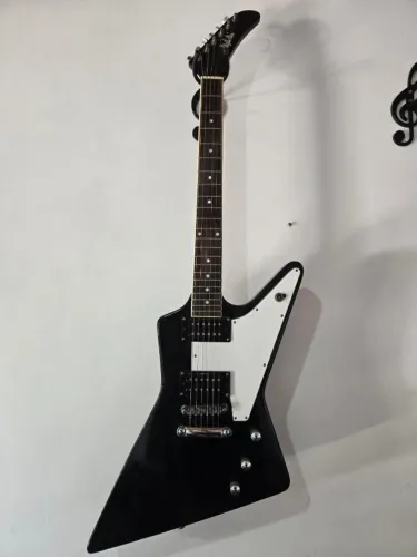 Guitarra Explorer Dolphin