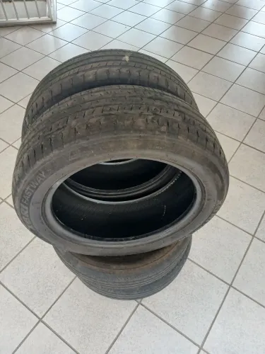 4 Pneus 16 usados