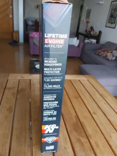 Filtro de ar esportivo K&N. 