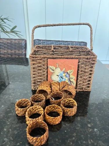 Porta-talher de mesa / Anéis para guardanapo