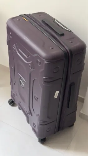 Mala de Viagem Grande Roxo Britbag Importada dos EUA - Semi-Nova 