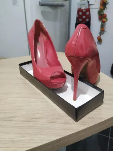 Sapato Schutz!