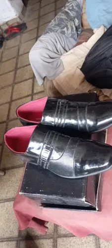 Sapato de  couro verniz social 