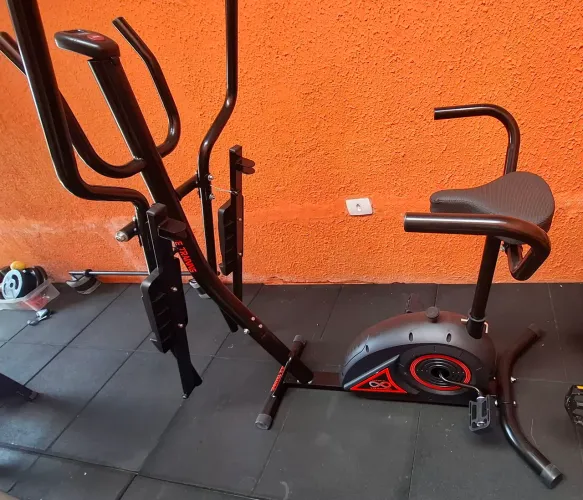 Bicicleta Ergométrica com Simulador de Caminhada