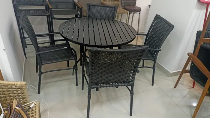 Jogo de mesa com cadeiras fibra sintética