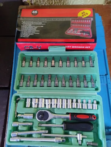 Kit De Ferramentas 46 Peças Jogo De Soquetes Chave Catraca Reversível Com Maleta Jogo De F