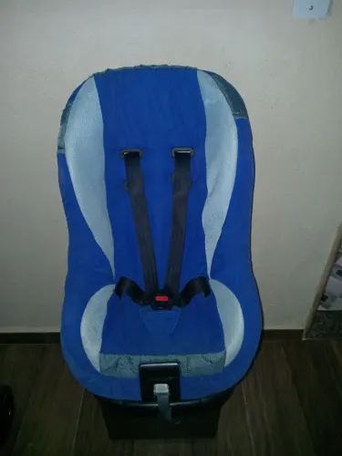 Cadeira de carro até 25 kg ótimo estado entrego em itapetininga-sp entrega gratuita