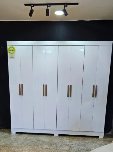 Guarda-Roupa Branco 8 Portas 100% MDF