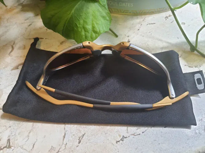 Óculos de Sol Oakley - 24 k Dourado