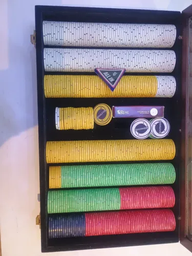 Maleta de madeira com fichas de POKER Personalizda em cerâmica 500 fichas 