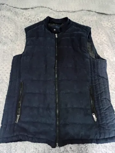 Jaqueta tipo Colete Puffer em Suede e Bolsos Azul