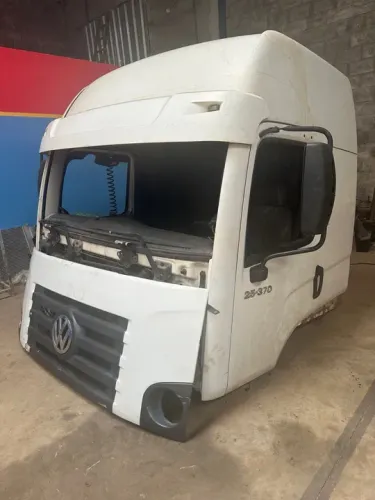 Cabine para caminhão Constellation