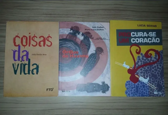 3 livros: Coisas da Vida, Órfãos de Haximu e Procura-se um coração  - FTD