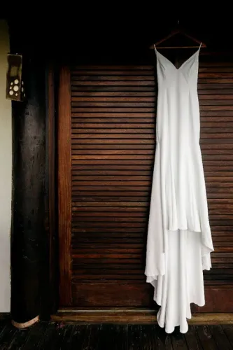 Vestido de noiva branco + véu de 5m rendado e bordado