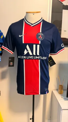 Camisa PSG Nike na etiqueta 