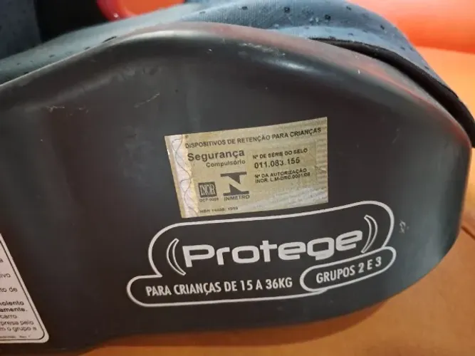 Cadeirinha para Auto Burigotto Protege Preto Suporta de 15 a 36Kg