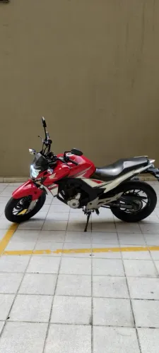 VENDO ou TROCO - Honda CBX250cc Twister 2017 - por veículo de maior valor.