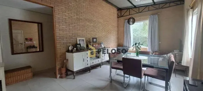 Sitio à venda | 30.000m² | 3 dormitórios | 1 suíte | 20 vagas | São Tome das Letras/MG