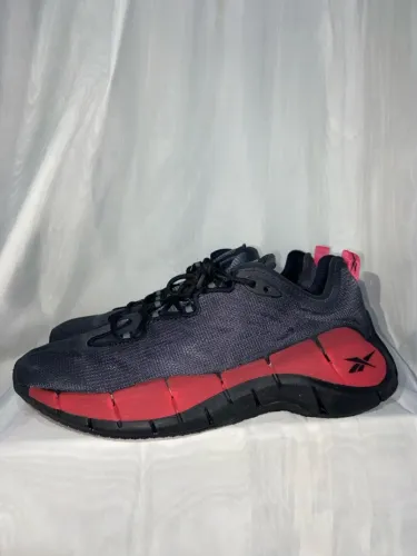 Tênis Reebok tamanho 38 original com etiqueta. 